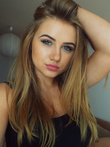 Рита Кудрявая Алзамай